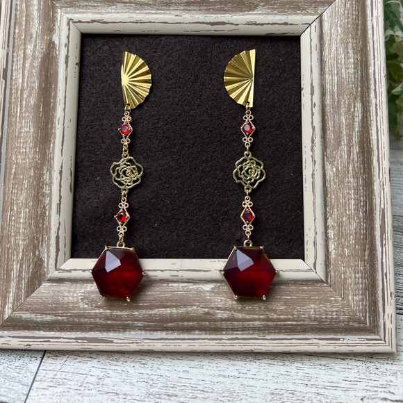 Elegant Art Deco-Inspired  Dangle Statement Earrings- Red & Roses Drop Earrings - Picture 14 of 14